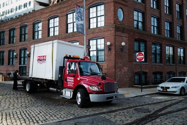 Peterbilt vs. International: Which Truck is the Right For You?